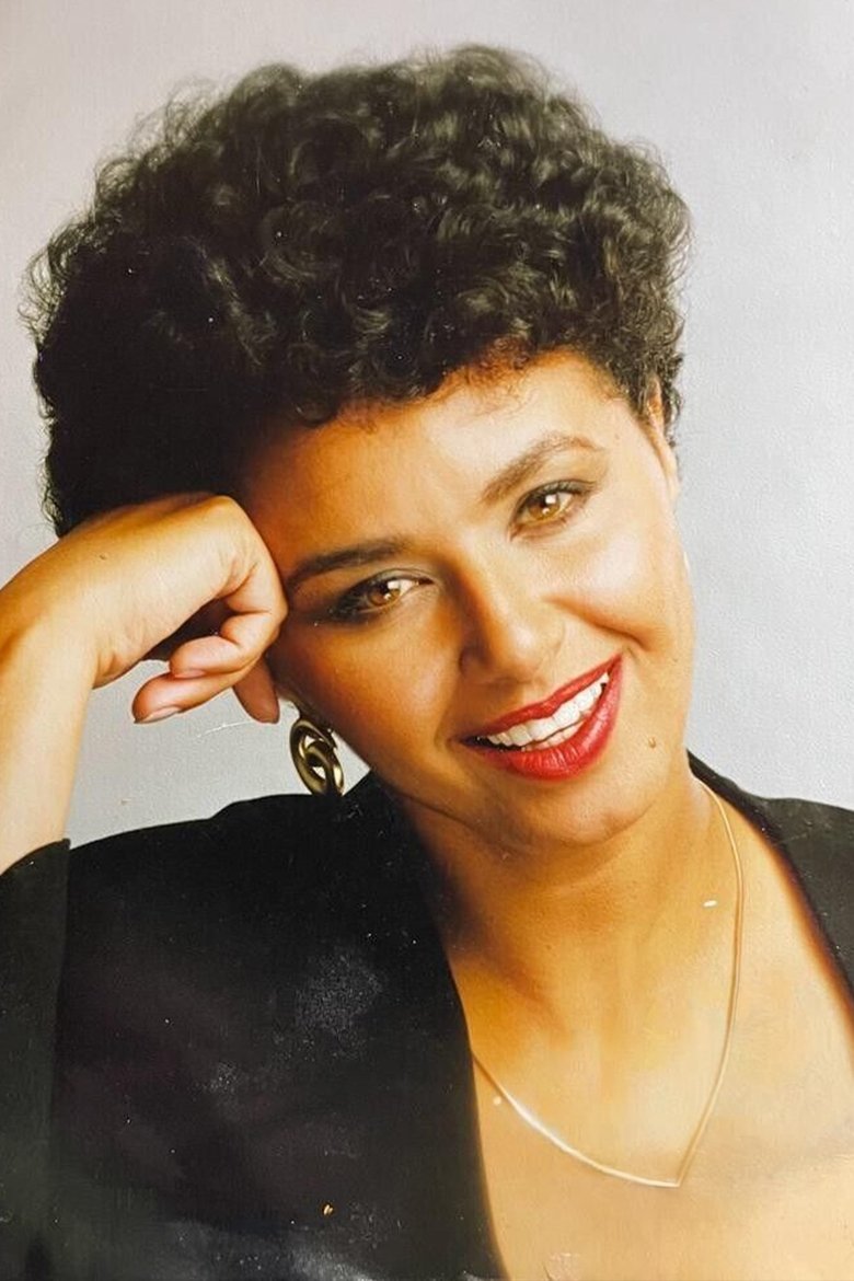 Portrait of Linda Mitchell