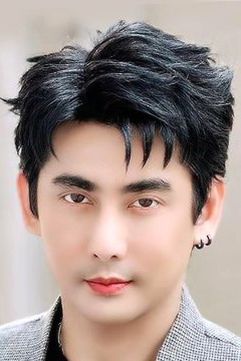 Portrait of Benj Toopkrajang