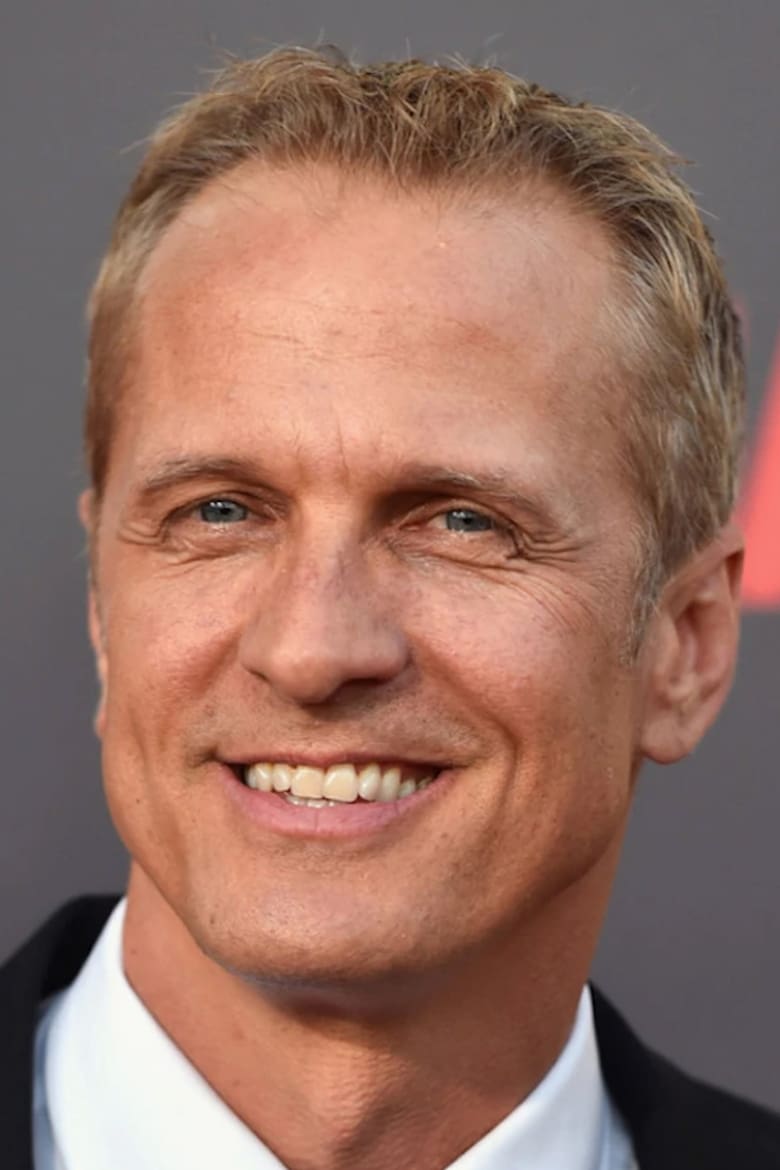 Portrait of Patrick Fabian