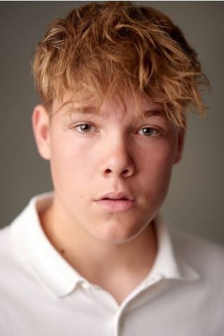 Portrait of Riley Burgin