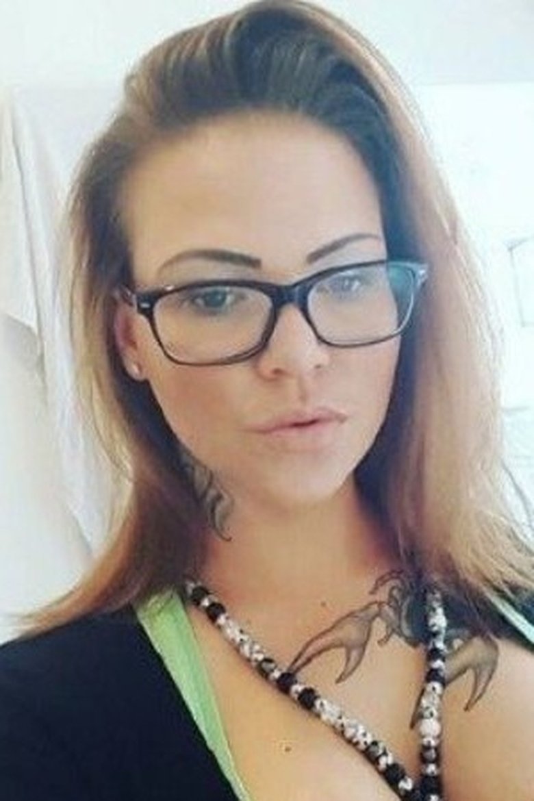 Portrait of Lana Diamond