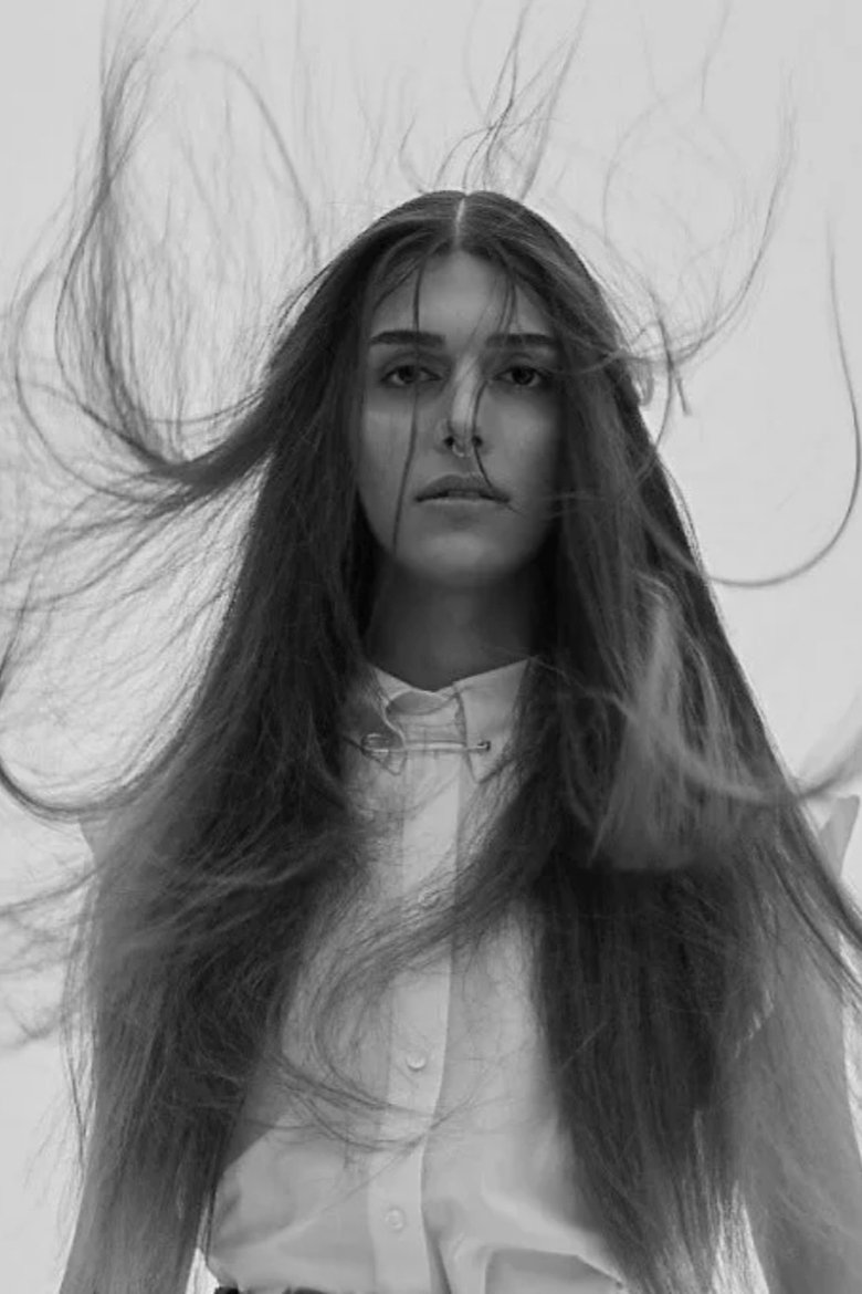 Portrait of İris Mozalar