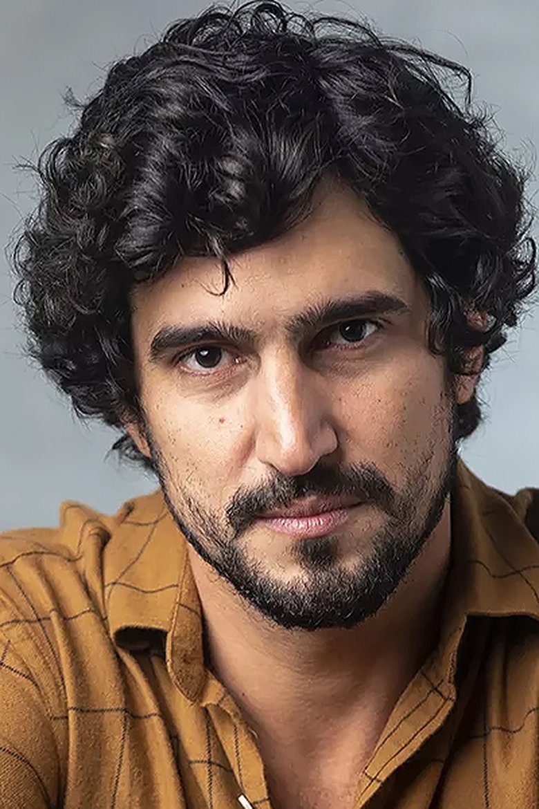 Portrait of Renato Góes