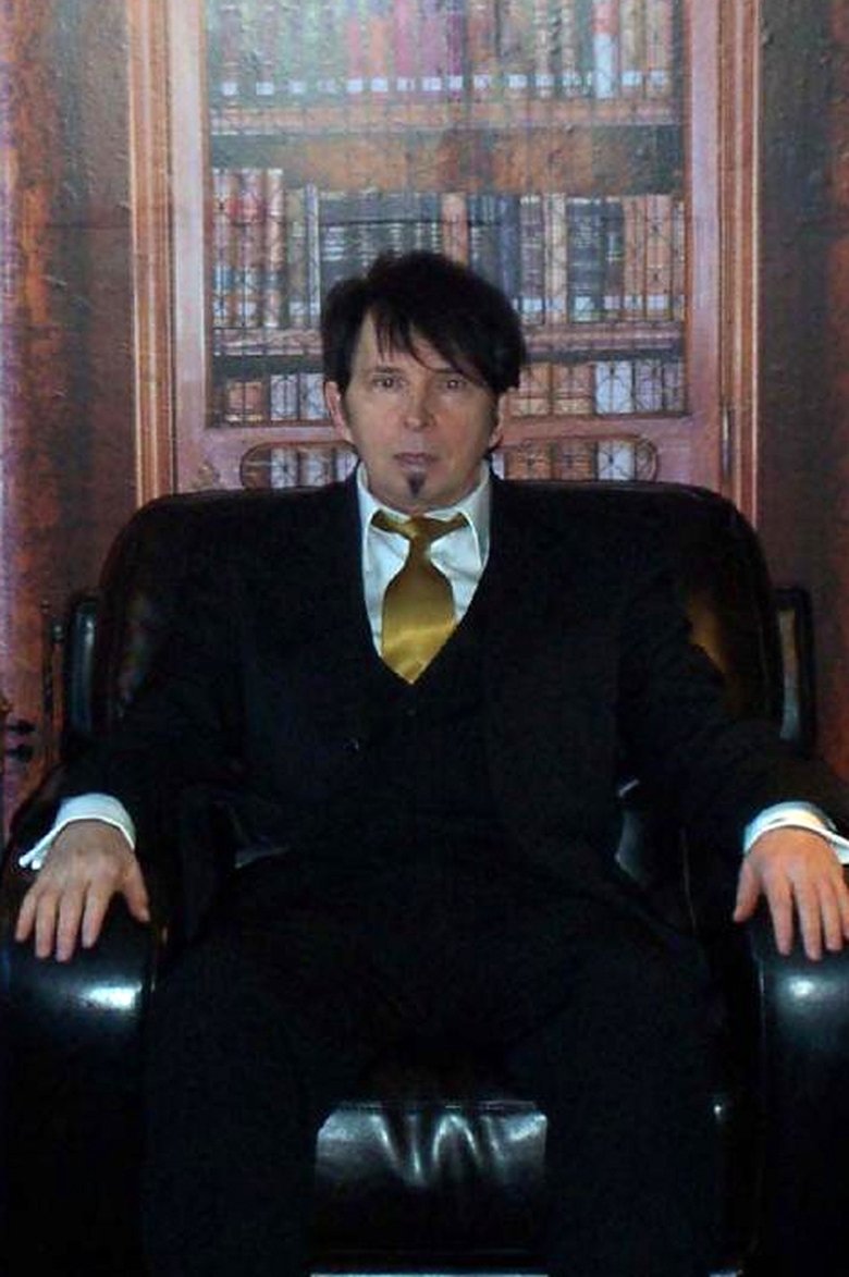 Portrait of Grant MacDonald