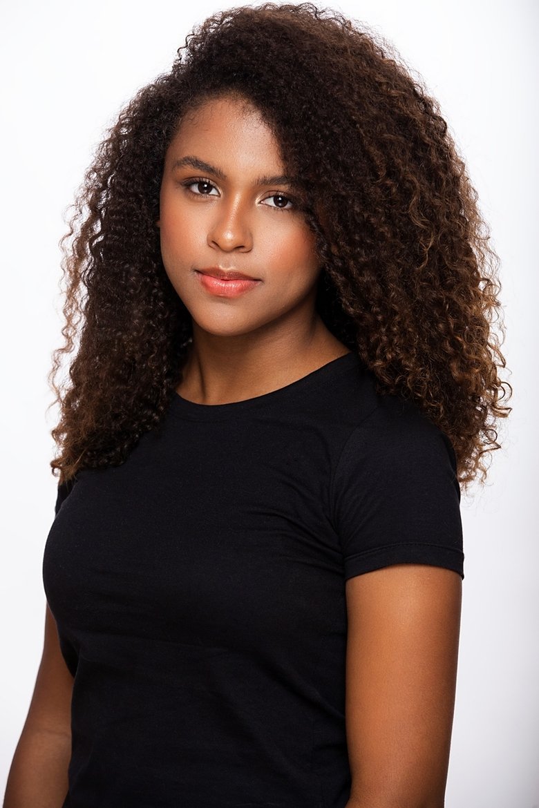 Portrait of Núbia Maurício