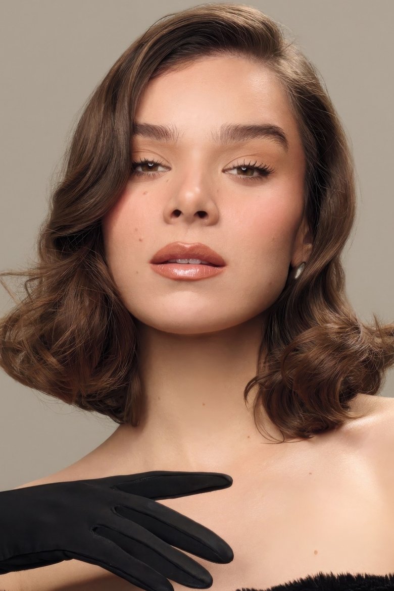 Portrait of Hailee Steinfeld