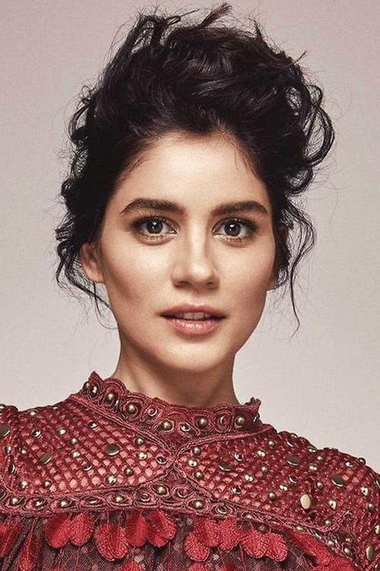 Portrait of Zeynep Çamcı