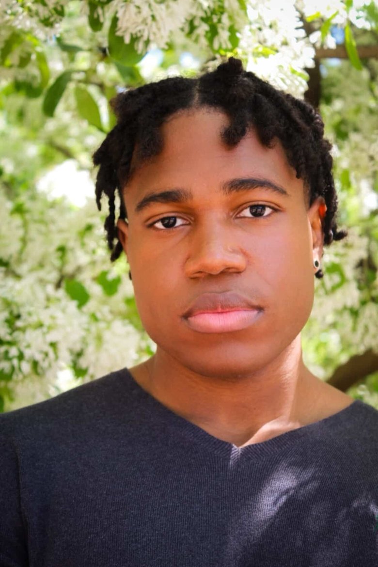 Portrait of Jason Alvarez