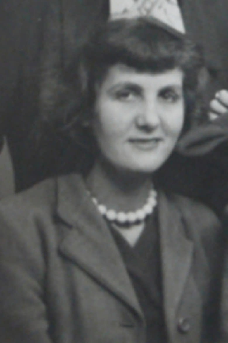 Portrait of Vera Linnecar