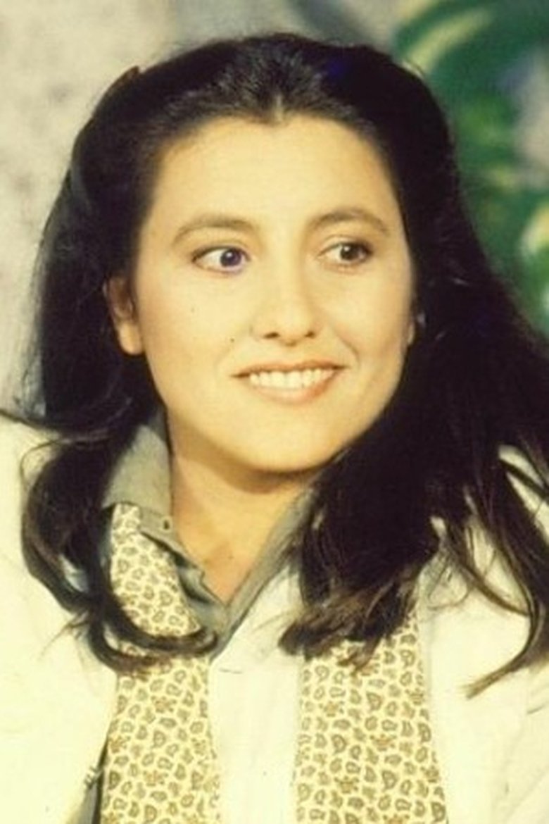 Portrait of Cássia Kis
