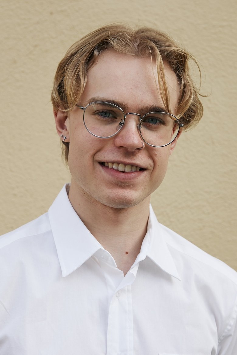 Portrait of Dante Grossfeld