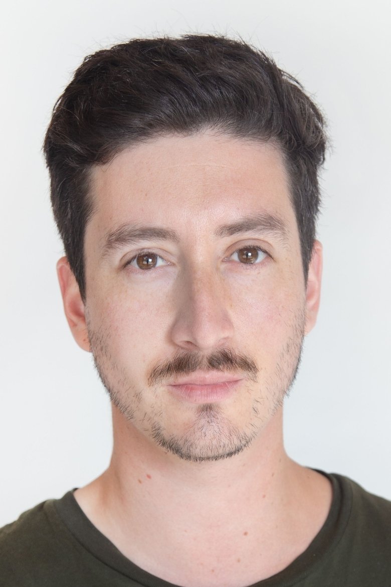 Portrait of Daniel Leyton