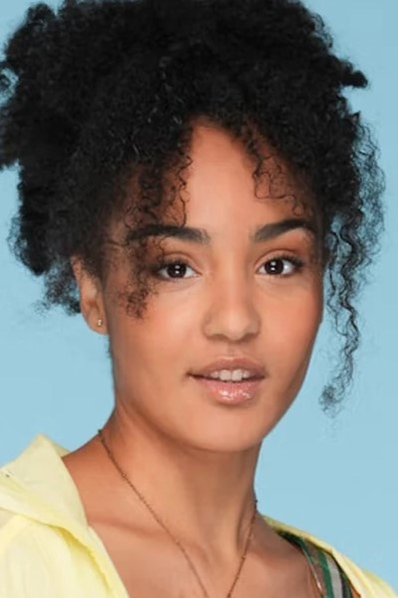 Portrait of Candice Vernet