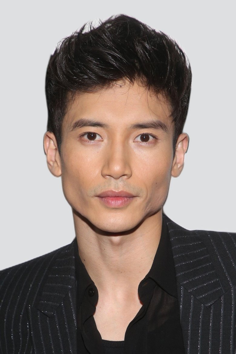 Portrait of Manny Jacinto