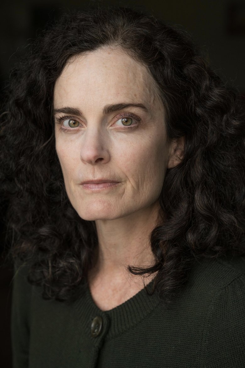Portrait of Jennifer Trudrung